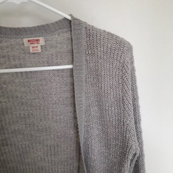 Mossimo Sweater - Picture 3 of 3
